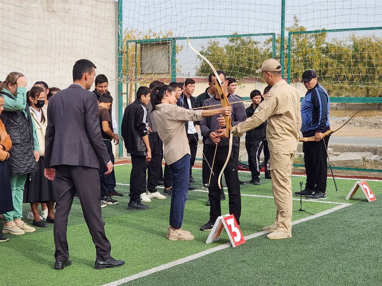 Gvardiyachilar bilan uchrashuv bolalar uchun quvonchli o‘tdi. Bolalar harbiy xizmat bilan birga ot sporti hamda tog‘ga chiqish to‘g‘risida qiziqarli maʼlumotlarga ham ega bo‘lishdi