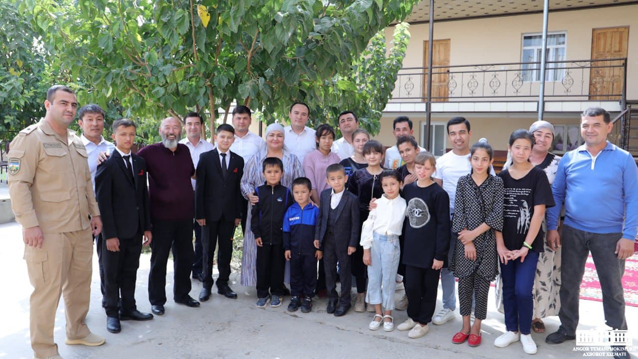 ВИЗИТ УЧАСТНИКОВ «ФЕСТИВАЛЯ ДУХОВНОСТИ» В СЕМЕЙНЫЙ ДОМ