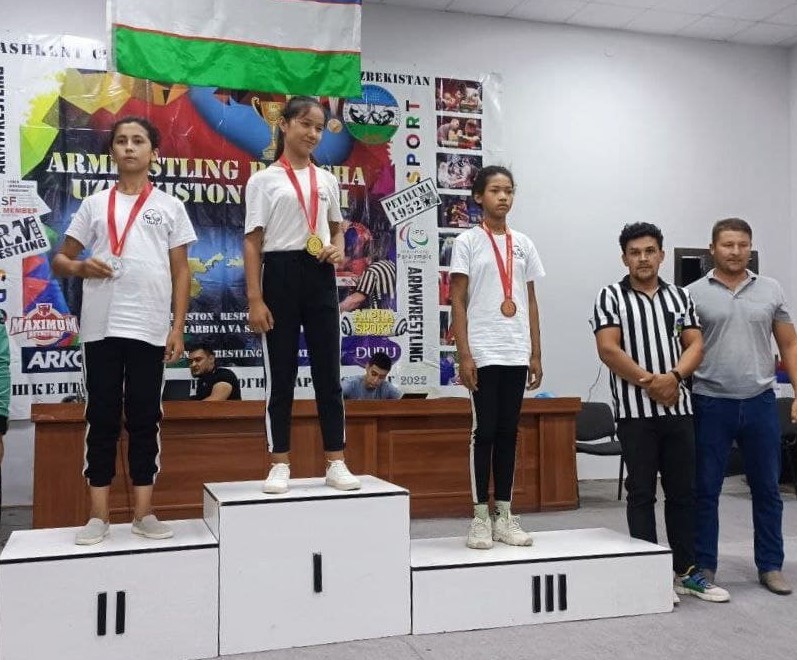 Abdullayevlar oilasi farzandi An Anora Qo‘qon shahrida bo‘lib o‘tgan sportning “Armwrestling” turi bo‘yicha Respublika chempionati g‘oliblari safidan o‘rin egalladi