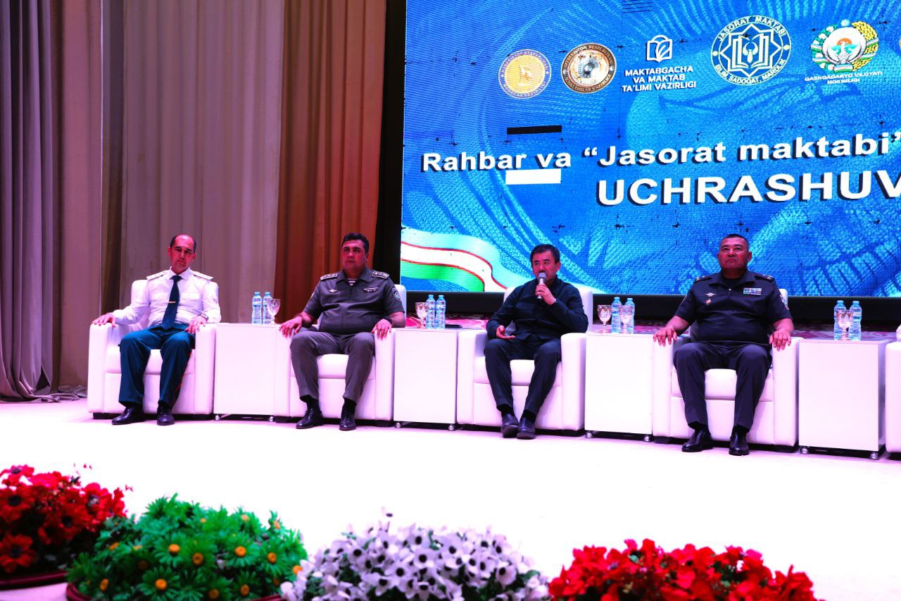 Shahrisabz shahrida rahbarlar hamda “Jasorat maktabi” o‘quvchilari o‘rtasida samimiy va mazmunli uchrashuv tashkil etildi.