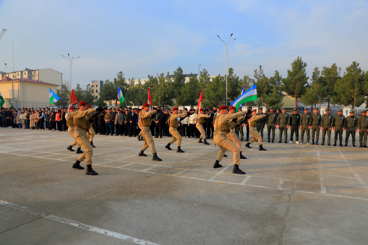 Yoshlarni yurtga sadoqat va hurmat ruhida tarbiyalash, ular qalbida vatanga muhabbat hissini shakllantirish maqsadida navbatdagi ochiq eshiklar kuni tashkil etildi