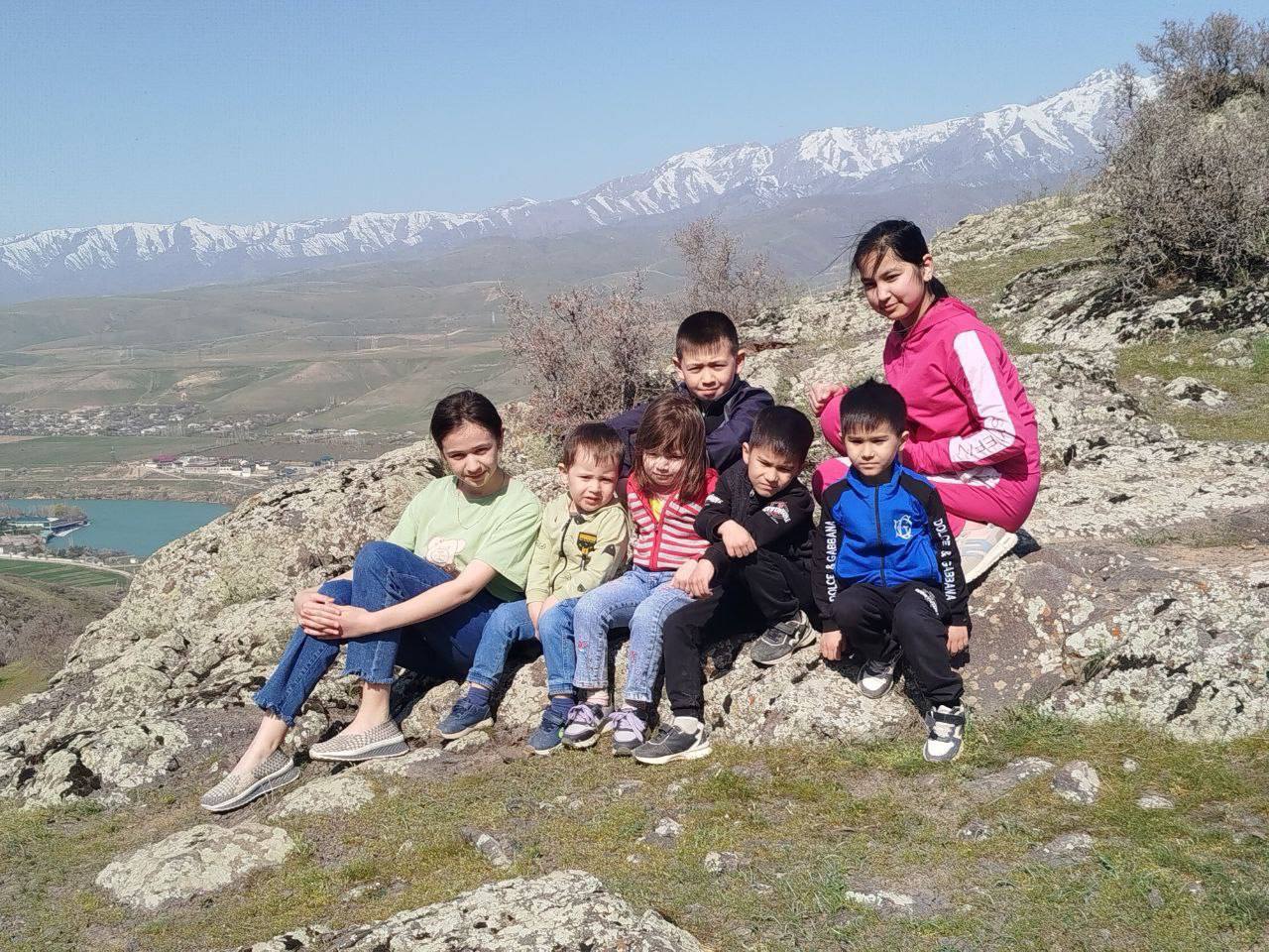 Yangiyo‘l tumanidagi “Muqaddam ona” va Chirchiq shahridagi “Mehr goʻshasi” nomli Oilaviy uylarning 16 nafar farzandlarining dam olish kunlarini maroqli o‘tkazish shuningdek, bolalarning madaniy dam olishini ta’minlash maqsadida Milliy gvardiya Toshkent viloyati bo‘yicha boshqarmasi tashabbusi bilan Parkent tumanida joylashgan so‘lim Krasnogorsk maskaniga sayohat uyushtirildi.