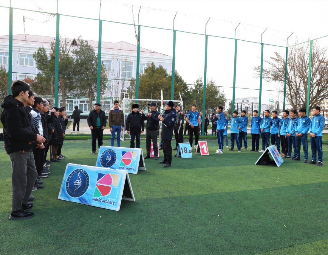 Milliy gvardiya Qashqadaryo viloyati "Qo‘riqlash" boshqarmasi tomonidan Qarshi shahridagi alohida ta’lim ehtiyojlari bor bolalar uchun ixtisoslashtirilgan 17-sonli maktab-internatida sportning "Kamondan otish" turi bo‘yicha mahorat darslari tashkil etildi.
