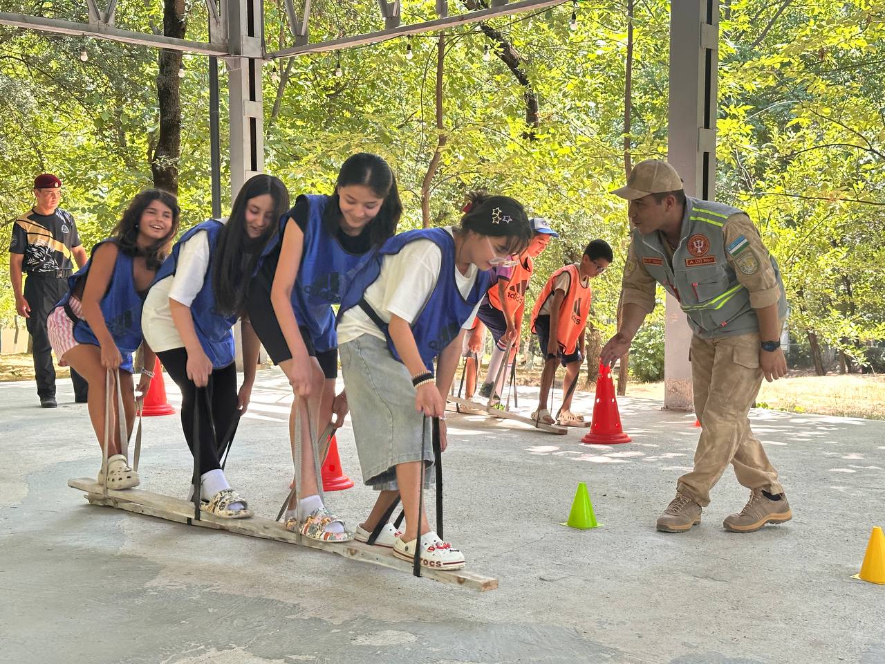 Milliy gvardiya boʻlinmalari tomonidan ham joylarda oʻquvchilarning taʼtildagi vaqtlarini mazmunli oʻtkazishlari uchun “Quvnoq startlar” sport oʻyinlari oʻtkazilmoqda.