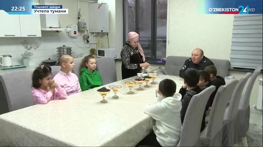 Axborot 24 | Toshkent shahri Uchtepa tumanidagi oilaviy bolalar uylariga amaliy ko‘mak ko‘rsatildi