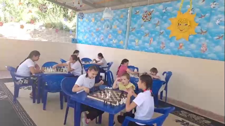 Ayni damda Toshkent shahridagi 30-sonli Mehribonlik uyi tarbiyalanuvchilari yozgi taʼtilni Bo‘stonliq tumanida joylashgan “Nur” dam olish maskanida juda maroqli o‘tkazishmoqda